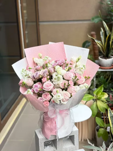 Pink Garden Romance Bouquet (Fresh Flower)