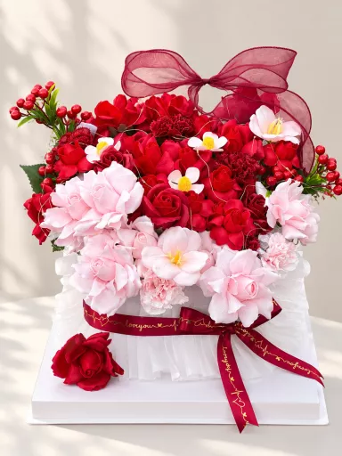 Signature Box – Imperial Soap Flower Arrangement