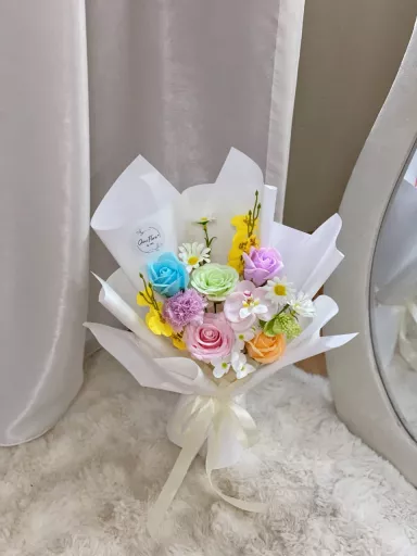 S06-Colorful soap flower bouquet