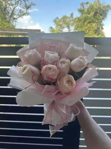 Rose Hand Bouquet