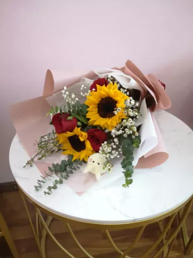 Sunflower Graduate Bouquet