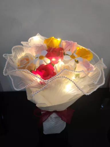 Rainbow Rose Glow Soap Flower Bouquet with Fairy Lights缤纷玫瑰暖光香皂花束