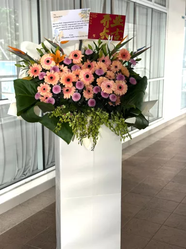 Grand Opening Celebration Flower Stand (Fresh Flower)