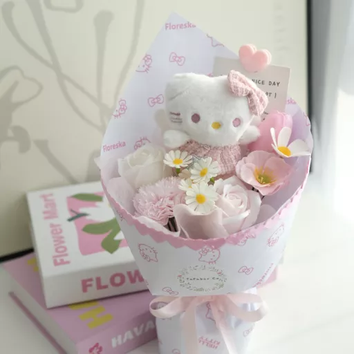 Hello Kitty Blush Garden Bouquet (WHITE Wrapping)