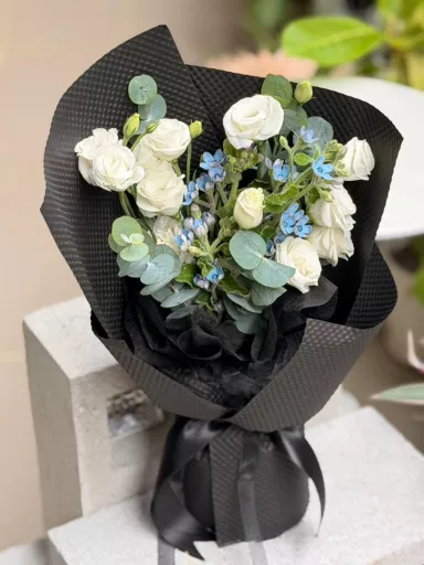 Midnight Blue Whisper (Fresh Flower)