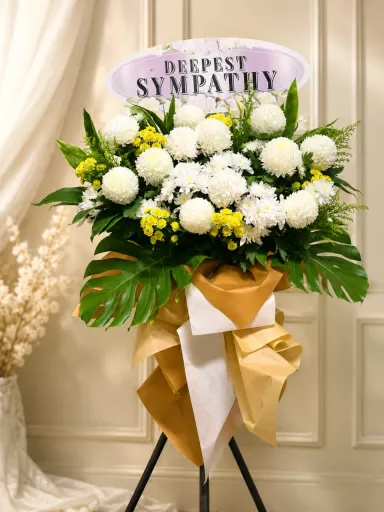 Deepest Sympathy – White & Yellow Funeral Flower  深切哀悼 – 白黄系悼念花架
